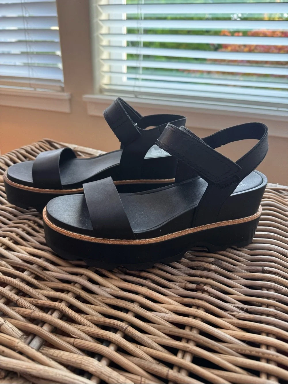 Sorel Joanie IV Y Wedge- Never Worn-No Box